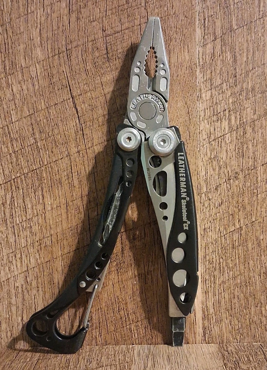 Leatherman Skeletool CX Black 7-in-1 Multi-Tool – Good/Clean/Sharp/Oiled