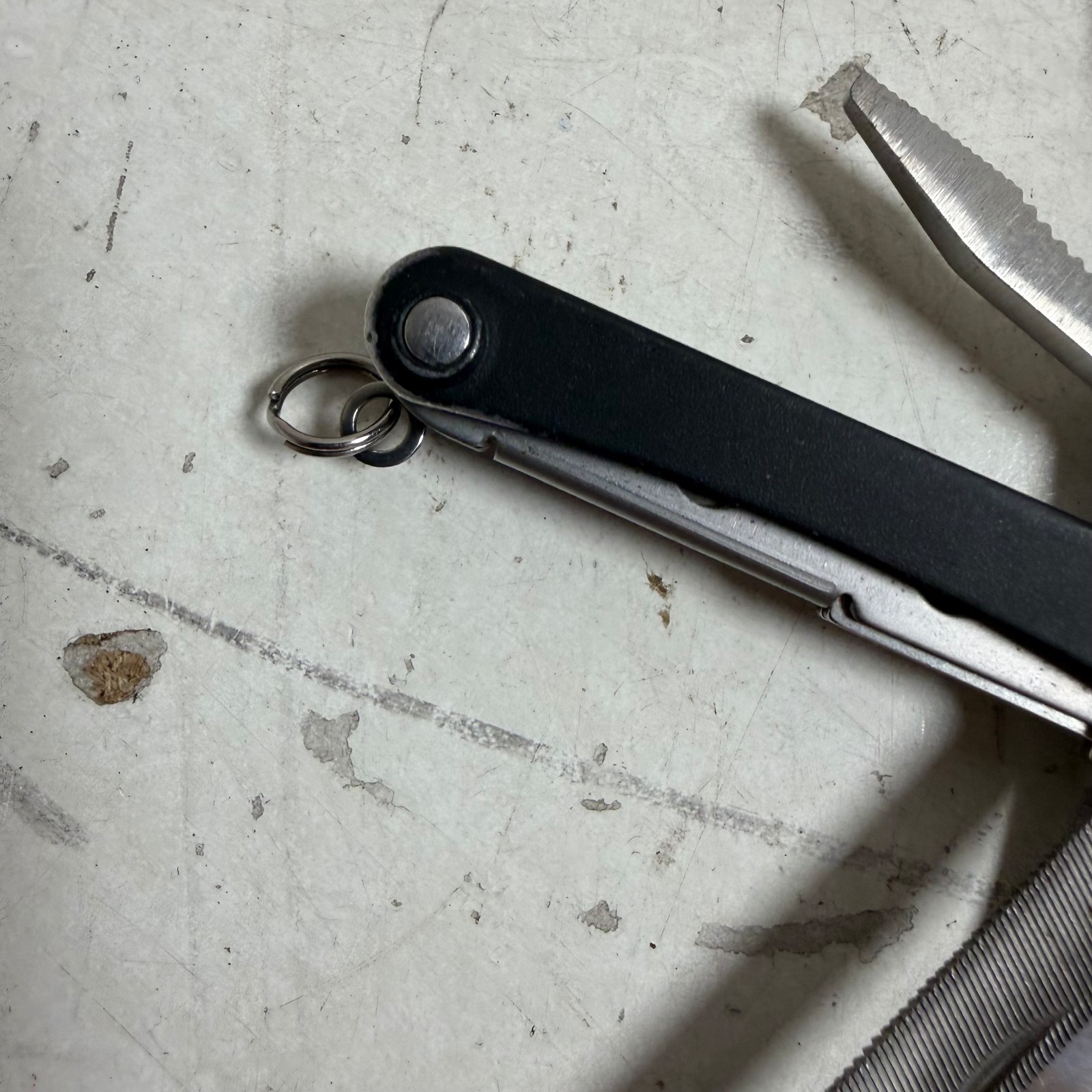 Leatherman Squirt PS4 Black Stainless Steel Lightweight Compact Plier Multitools
