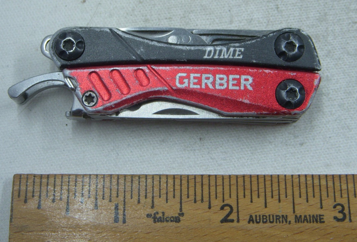 Gerber Dime 4660515D1 Red 11 Function Multi Tool