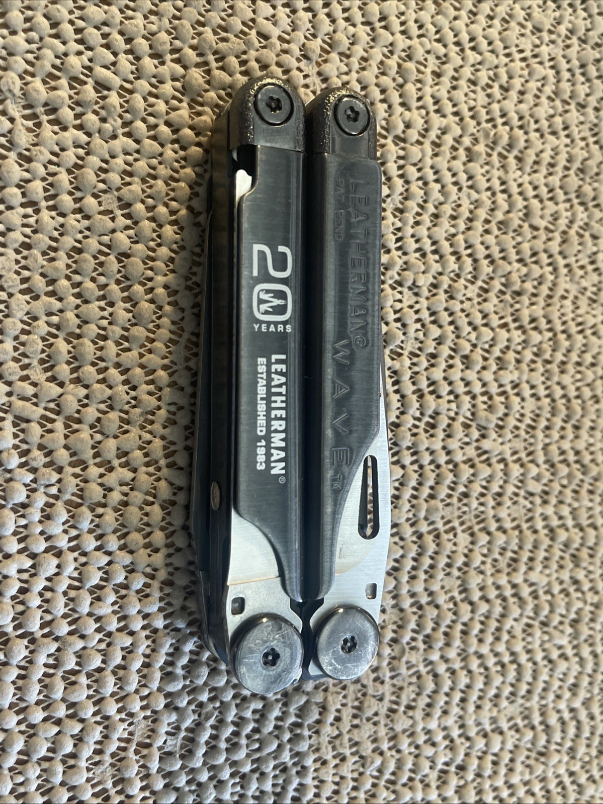 Limited Edition LEATHERMAN 20th Anniversary Original Wave Multitool
