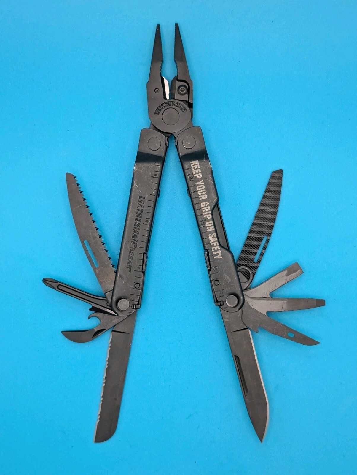 Leatherman Rebar Multi-Tool! BLACK OXIDE! WITH SHEATH! KEEP YOUR GRIP ON SAFETY