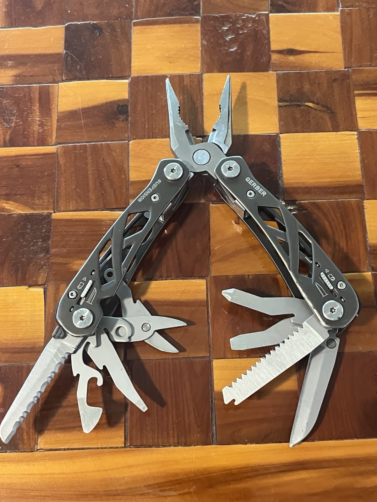 Gerber Suspension Multi-tool With Sheath