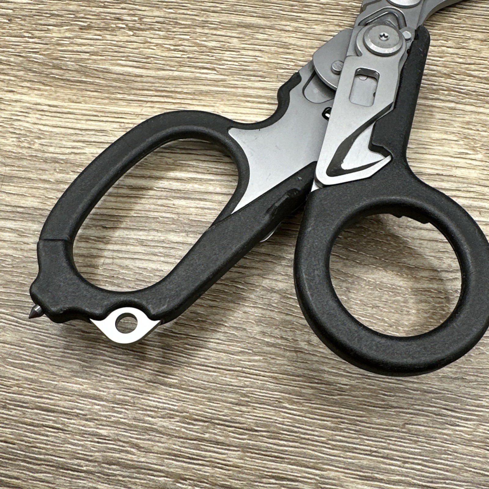 Rescue Emergency Multitool Scissors Response Multi Purpose Shears