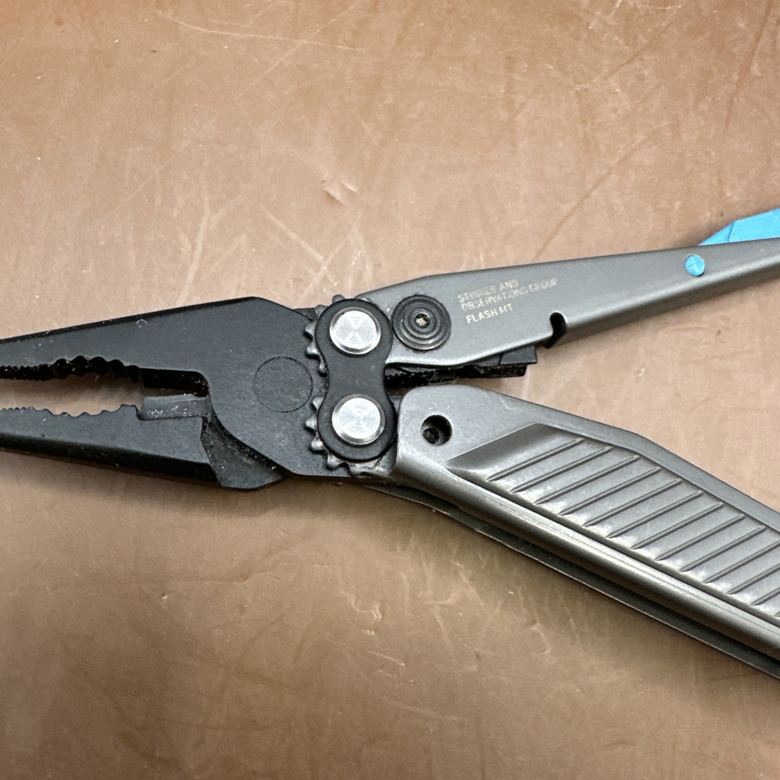 SOG Flash MT Multi-Tool Stainless Steel Housing! Urban Gray & Cyan!