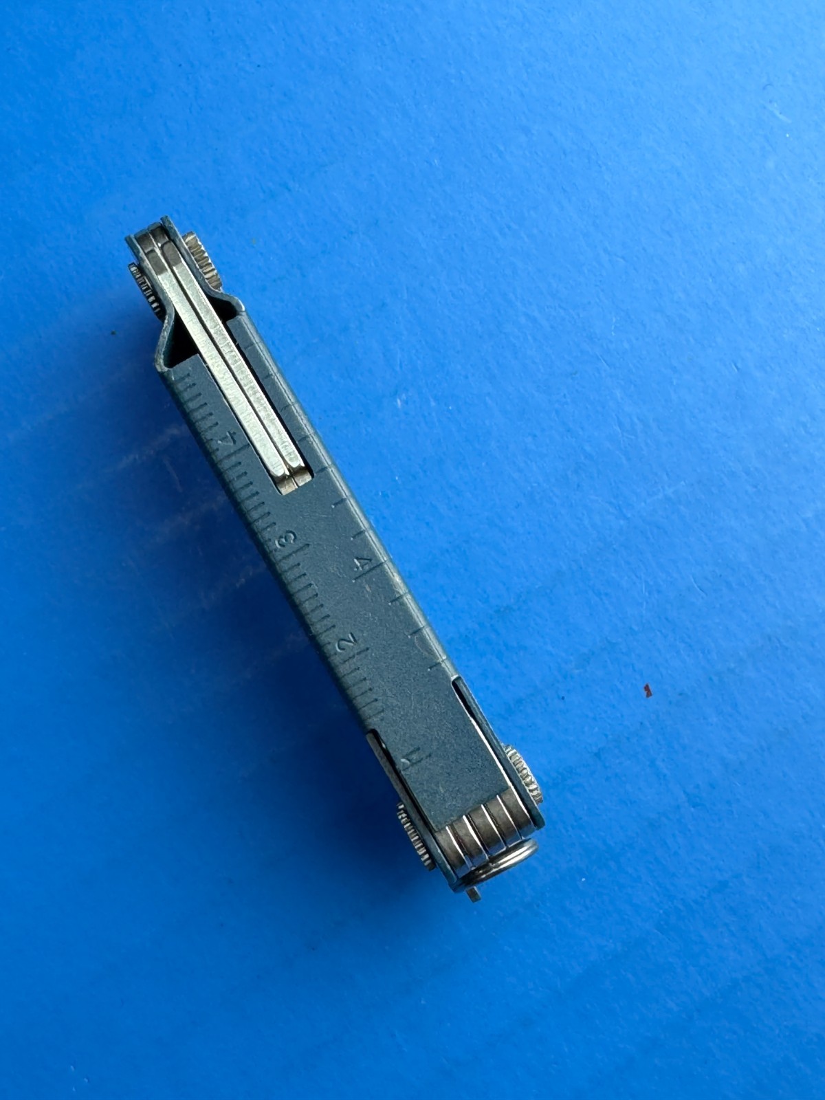 Leatherman Micra 10 in 1 Multitool Anodized Aluminum – Navy Blue