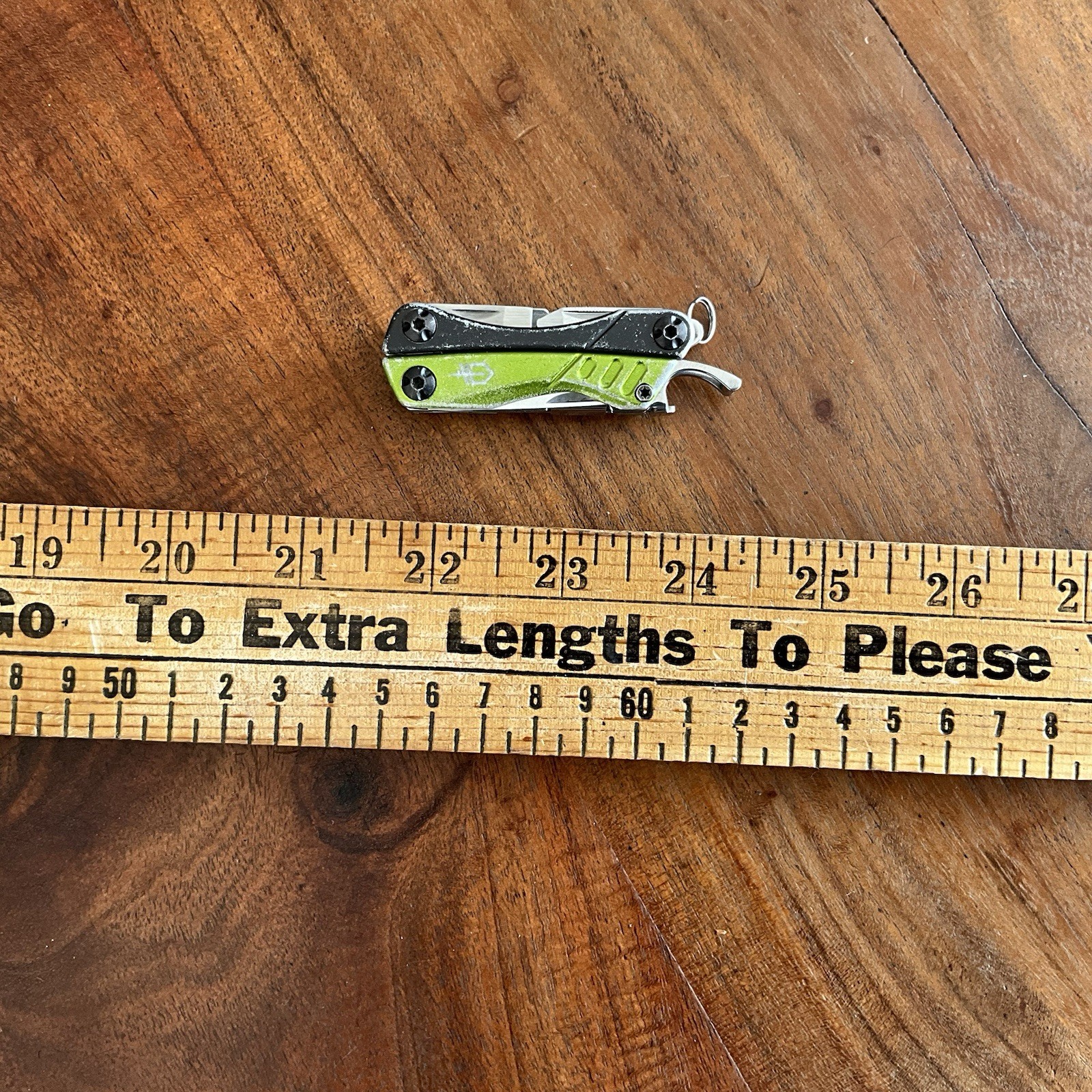 Gerber Gear Dime 12-in-1 Mini EDC Multitool – Needle Nose Pliers, Pocket Knife