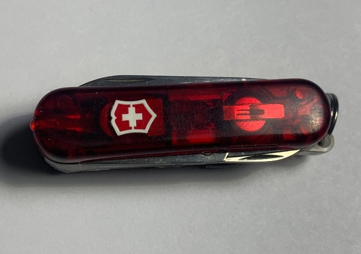 VICTORINOX Swiss Army Knife with USB 64GB LED RED Lite