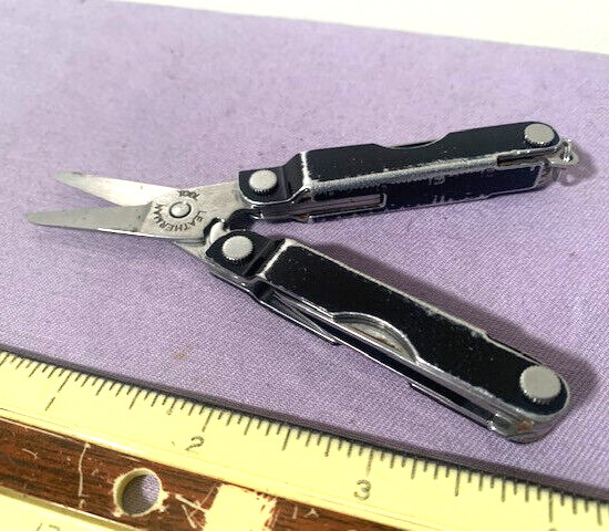 OEM Leatherman Micra Black Keychain Pocket Stainless MultiTool Knife USA ~ Good