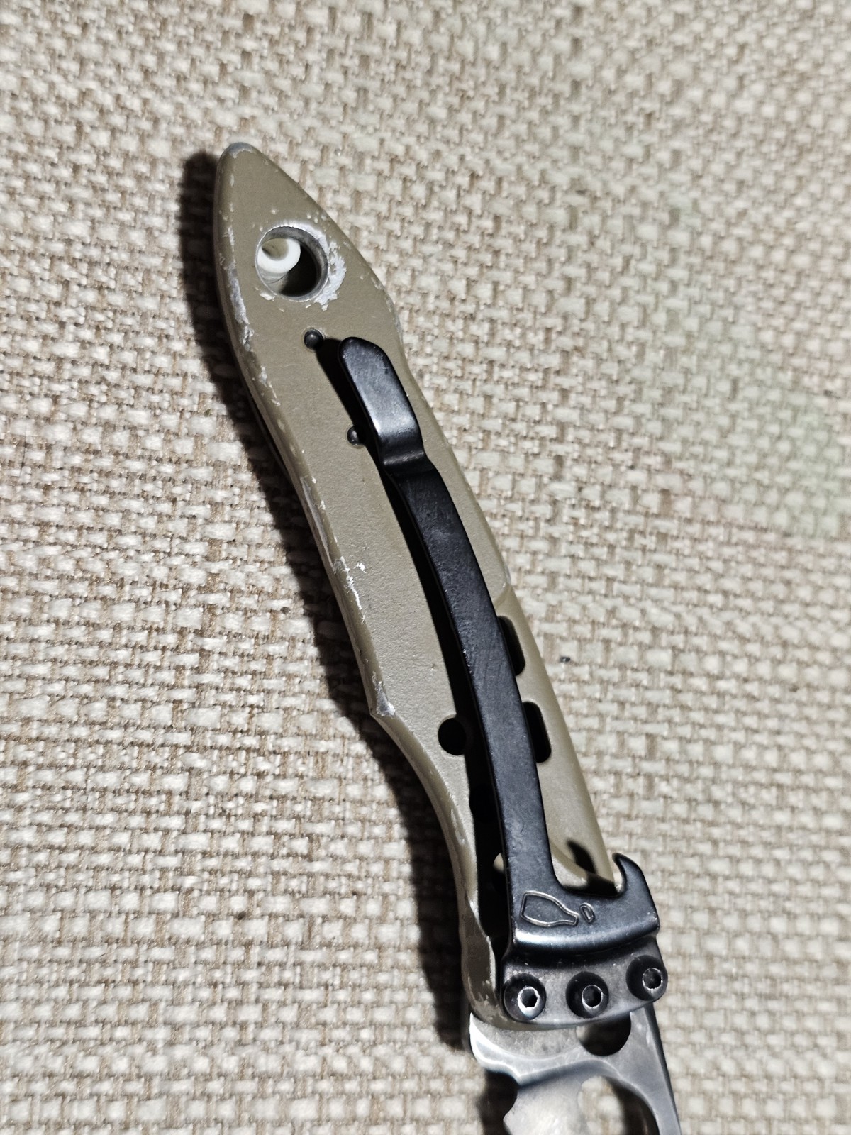 LEATHERMAN Skeletool KBX Multitool, Stainless Steel 832382