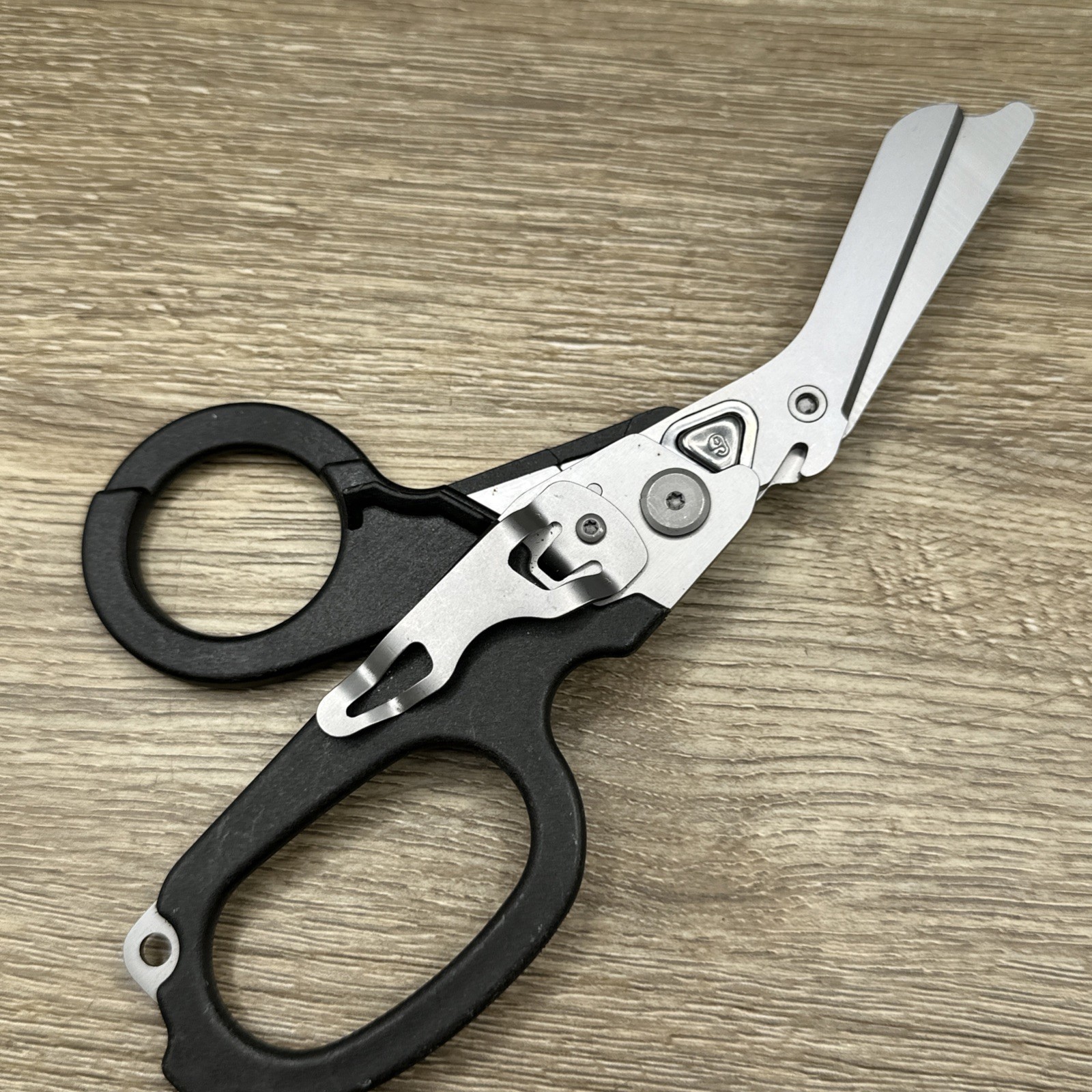 Rescue Emergency Multitool Scissors Response Multi Purpose Shears