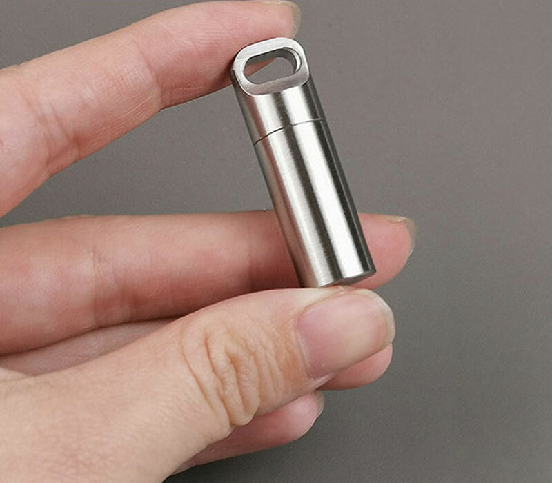 Hight Stainless Steel Waterproof Charm Pendant Pill Storage Container EDC Tool