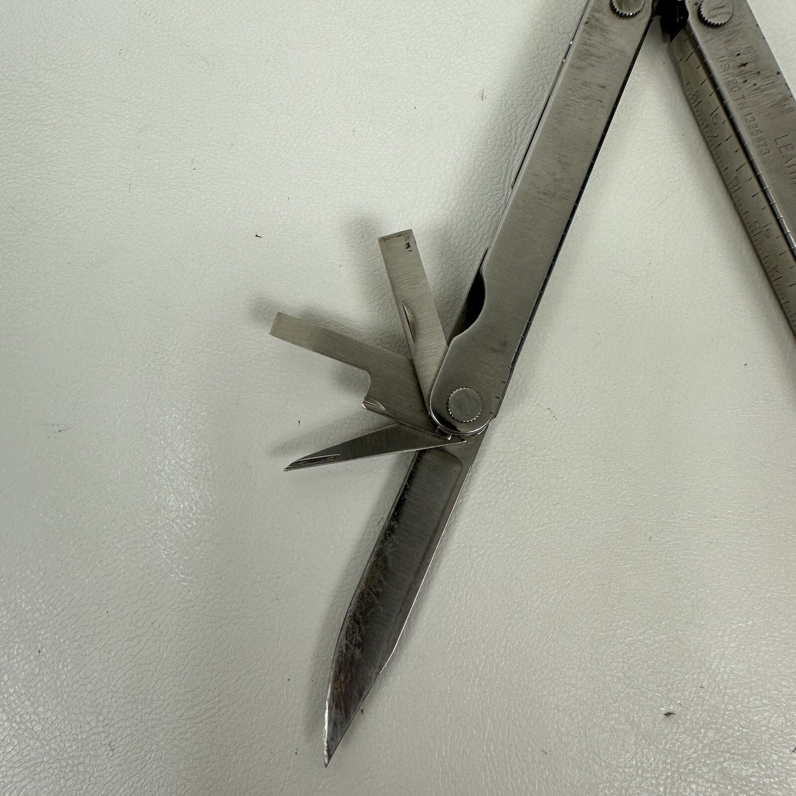 Leatherman Multi Tool Portland OR TM 1325473 With Pouch USA Vintage Original