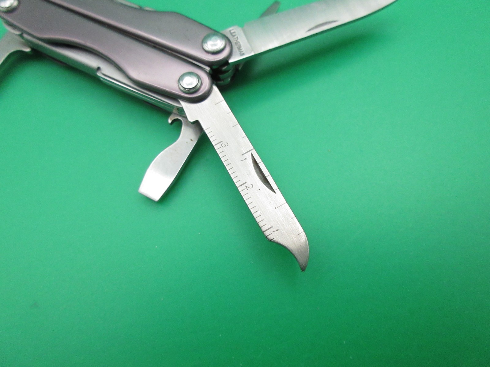 Leatherman Squirt S4 Keychain Folding Multi Tool Knife #58A