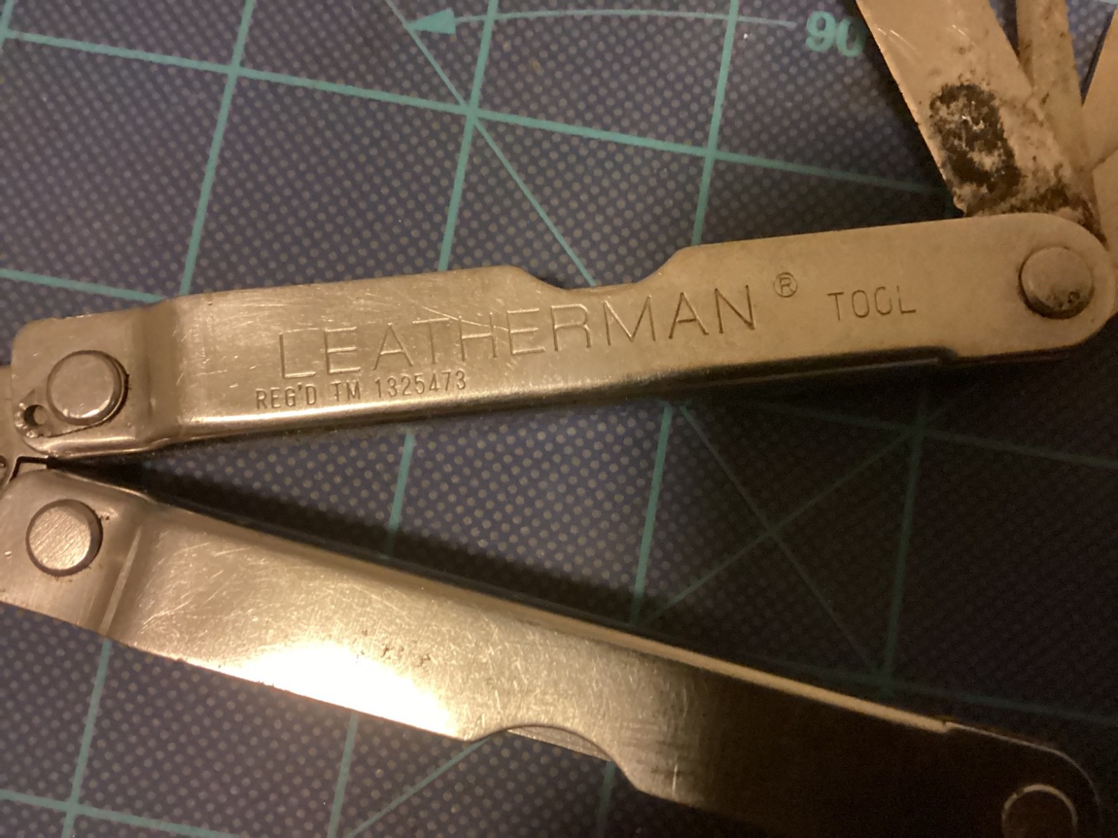 Leatherman Japan BIG LETTER PST Pocket Survival Tool