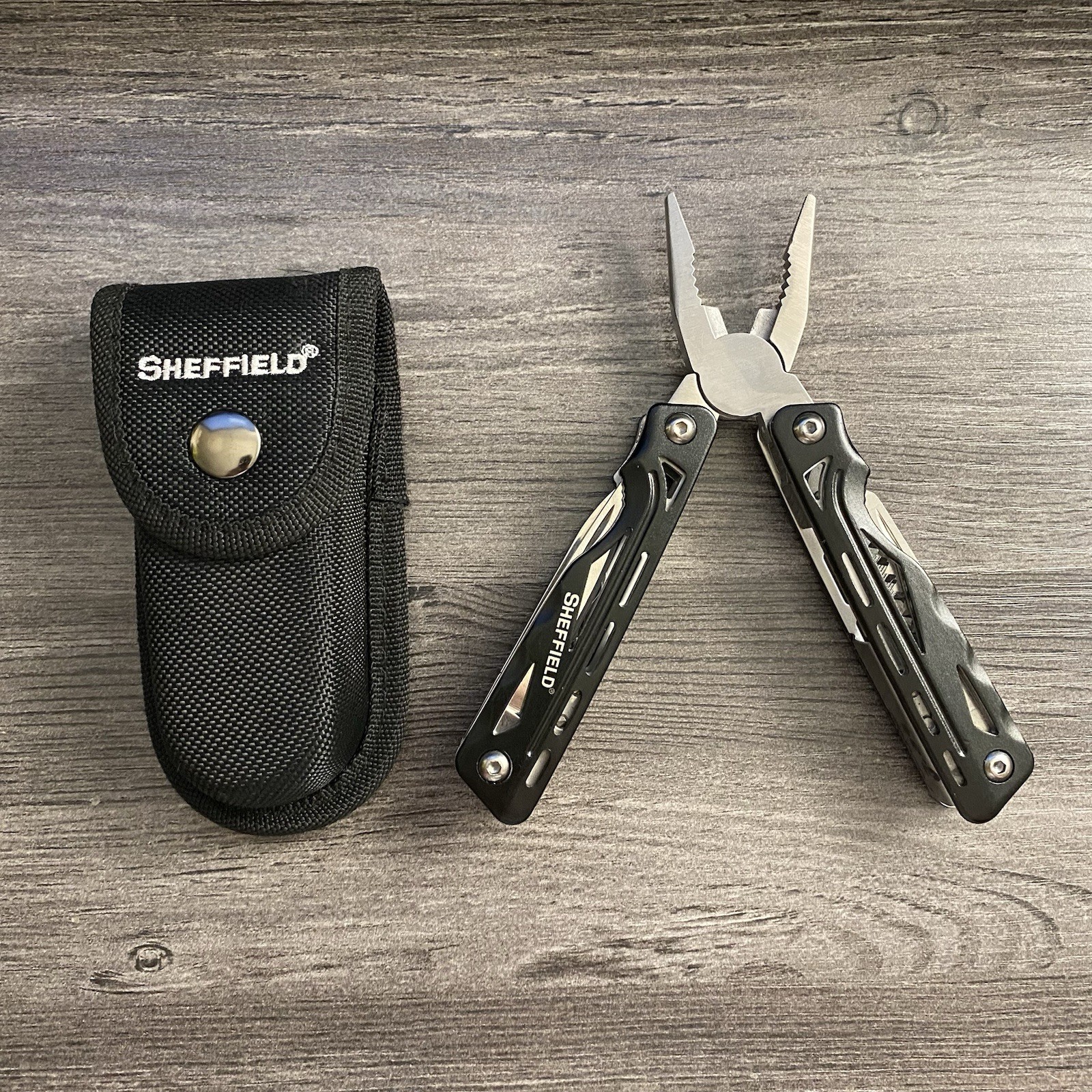 Sheffield 9 in 1 Multi Tool Pliers Knife Screwdriver and Utility Knife With Case