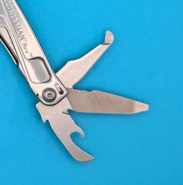 Leatherman Rev 3.8″ Multi-Tool, Stainless!