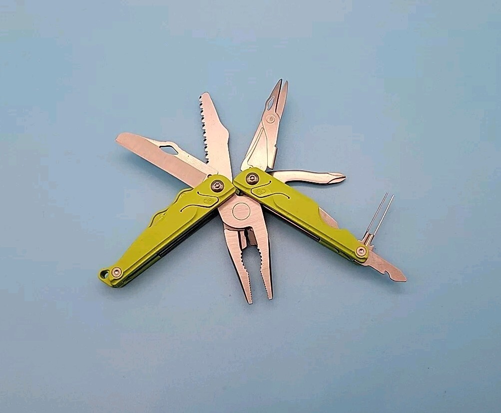 Leatherman Leap Green Multi-Tool – Pliers, Scissors, Knife – Retired!