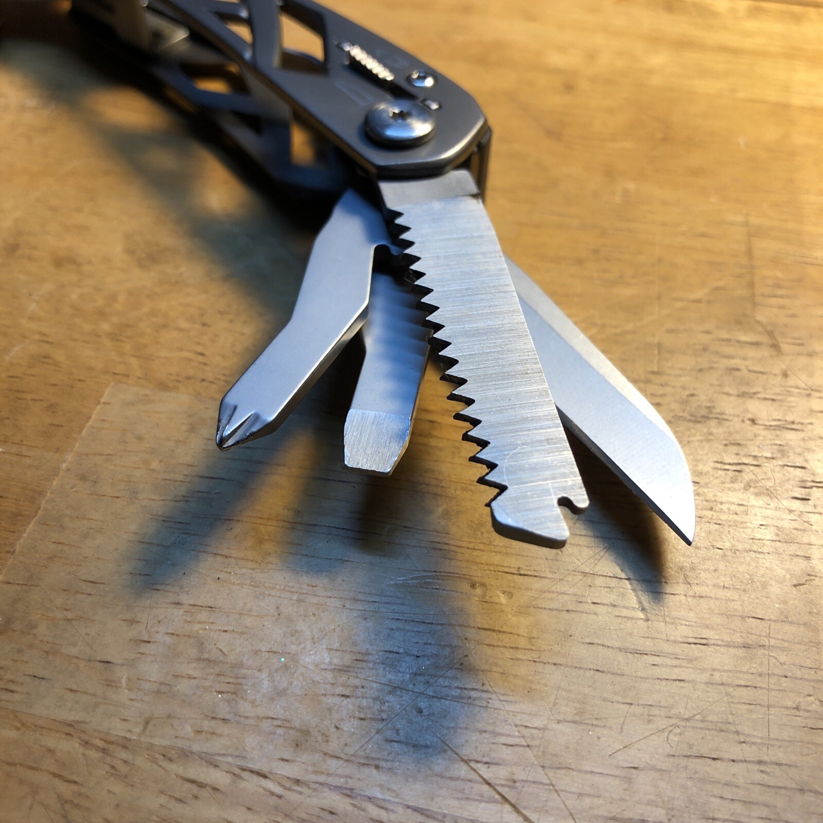 Excellent Gerber Suspension Multitool Multi-Plier Tool 22-01471