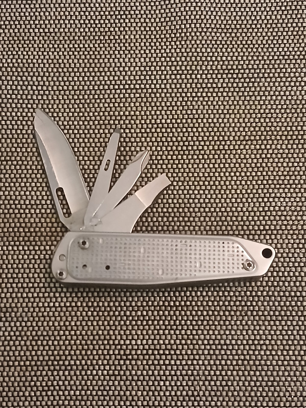 Leatherman Free T2 Multitool