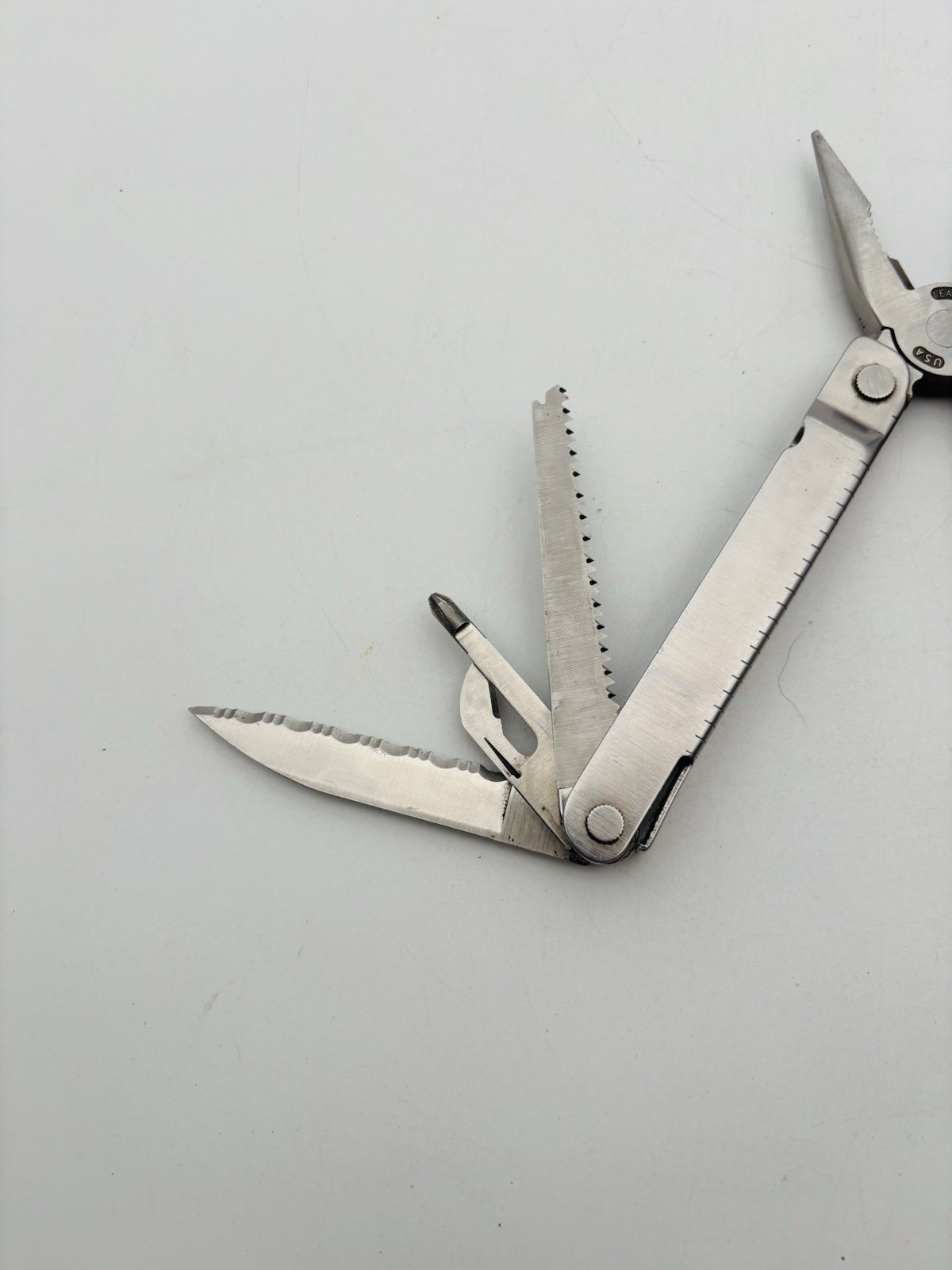 Leatherman Super Tool Original Multi-Tool, Pliers, Knife, Retired 08/97 USA