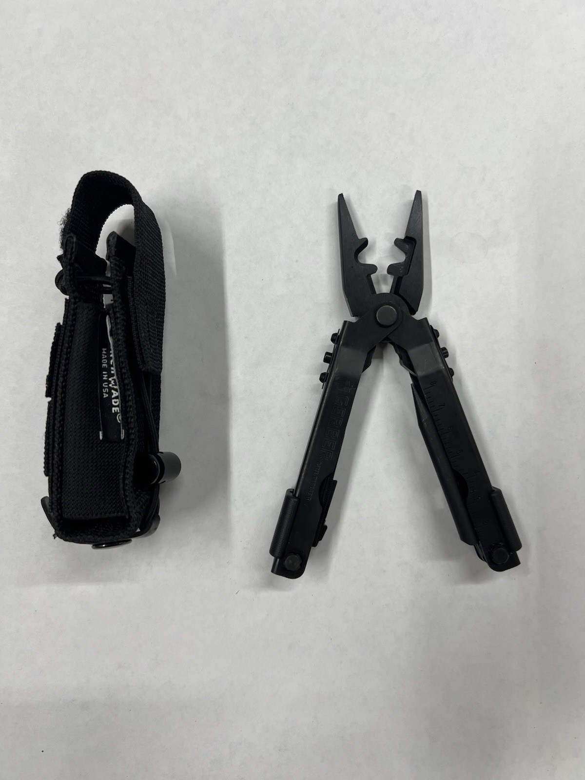 Gerber 12 Functions Multi Tool Plier, 9 Tools, 12 Functions, W/ Benchmade Sheath