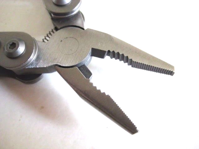 Quality Mini Multi Tools – handy fishing tool !