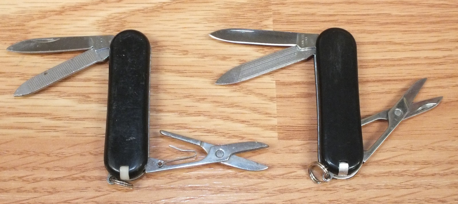 Lot of 2 Unbranded Black & Silver Tone Small 2″ (inch) Multi Tool Pocket Knife