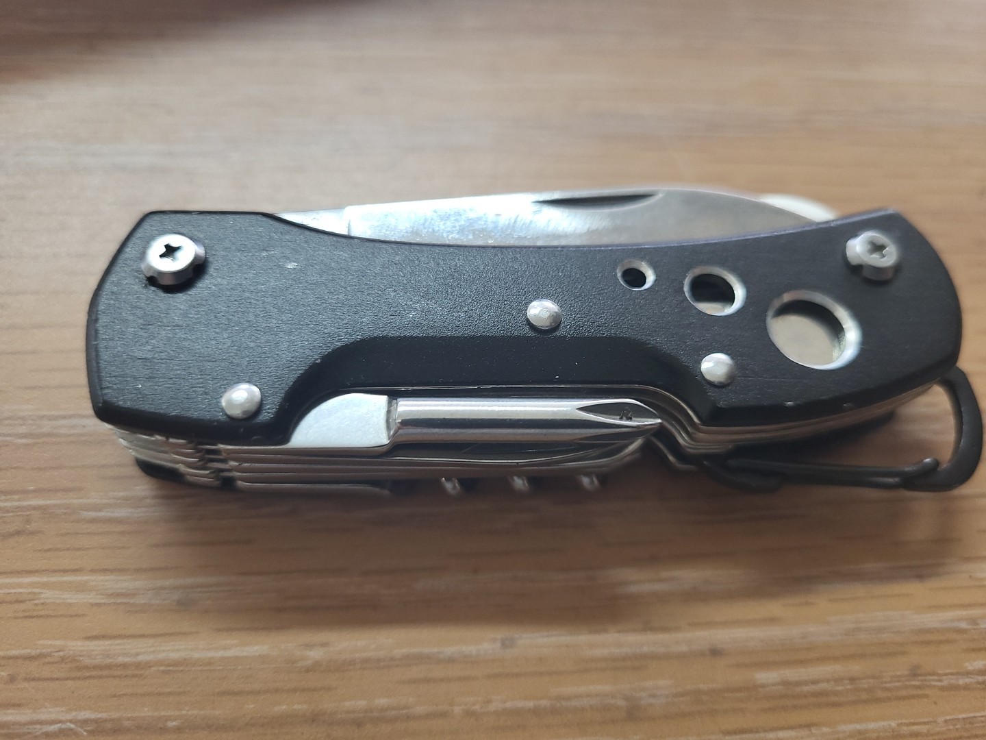 1pcs 11-in-1 Multitool Folding Knife Compact Swiss Survival Pocket Tool Sheath