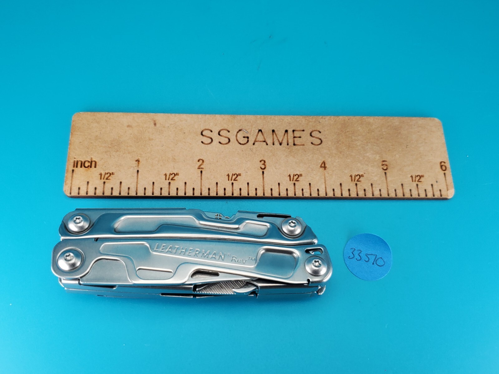 Leatherman Rev 3.8″ Multi-Tool, Stainless!