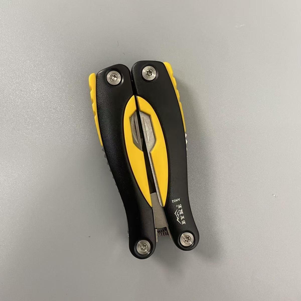 Aluminum alloy multifunctional pliers for folding, portable camping, and thicken