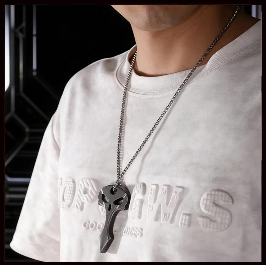 Small Skull Multi-functional Metal EDC Necklace With Paracord, Alloy Pendant