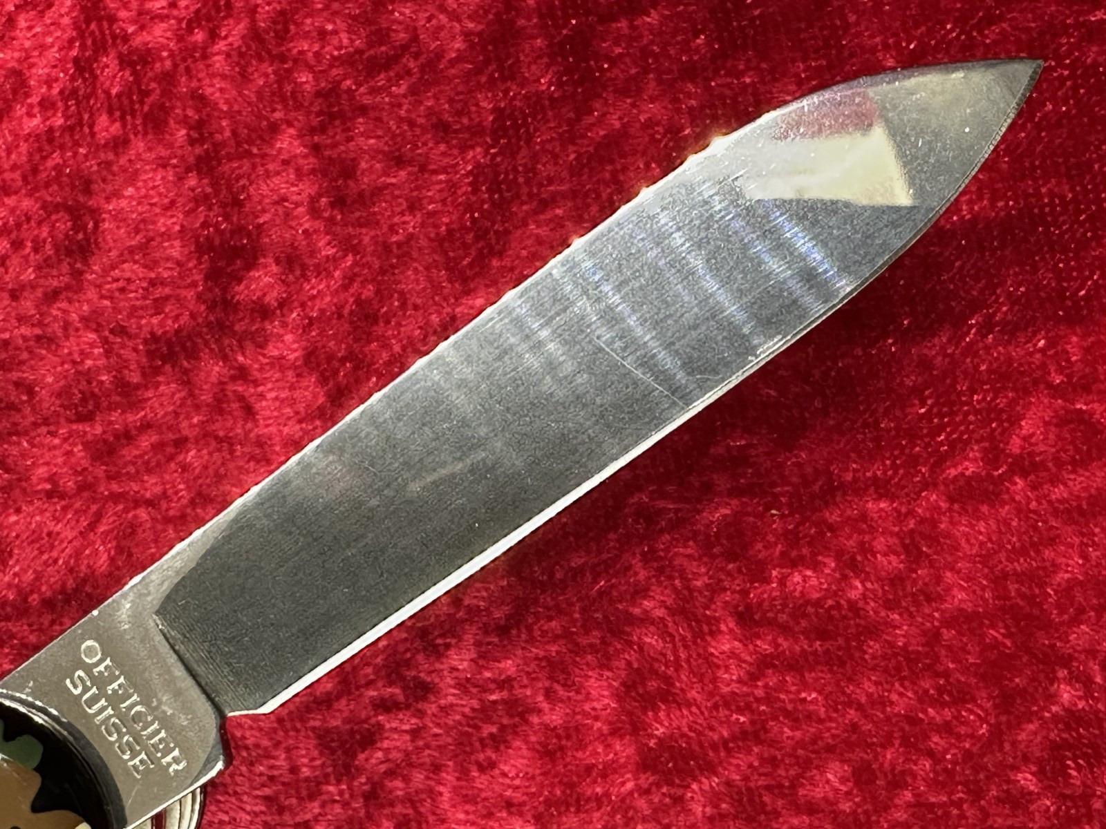 Victorinox SwissChamp Green Camo Swiss Army Knife 91mm 21 Tool 8 Layer (690)