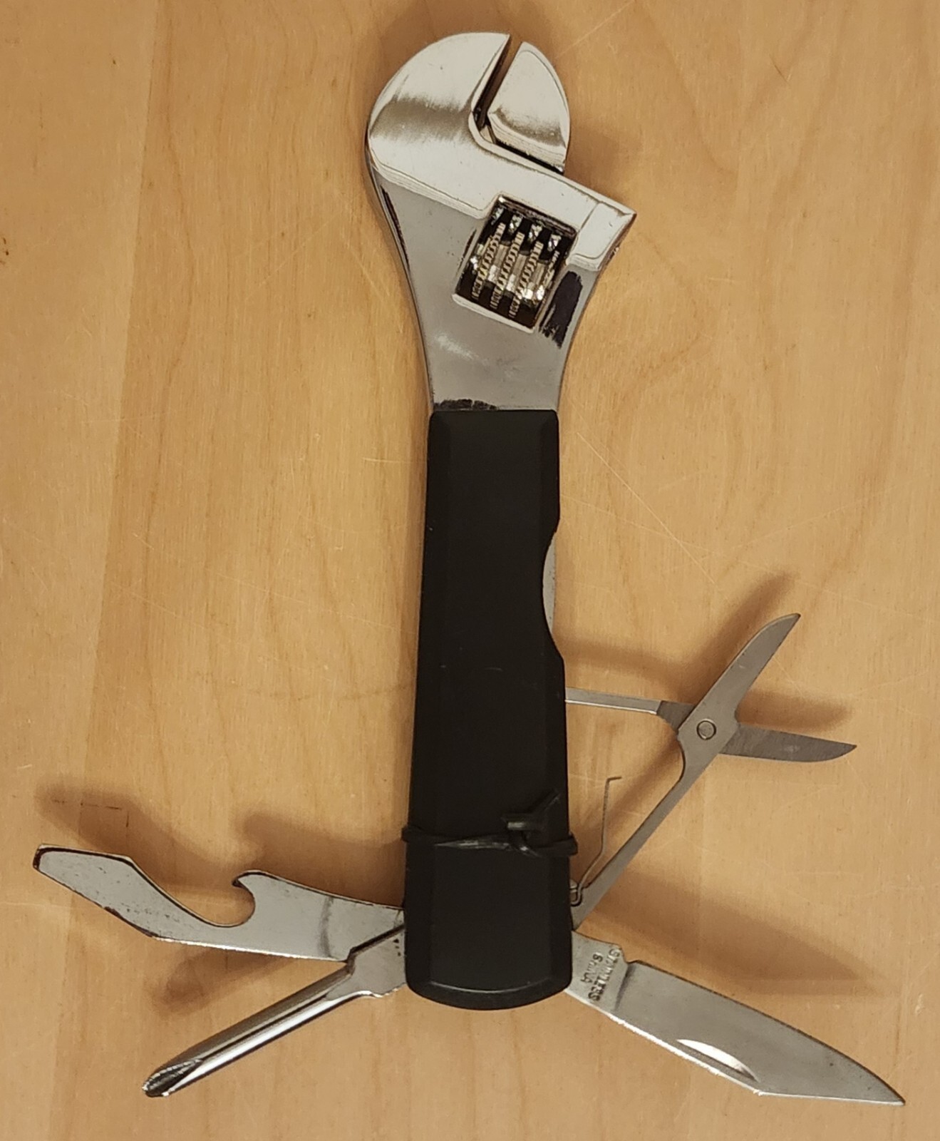 New Vintage Target Branded Multi-Function Wrench 6-Tool Folding Pocket Tool