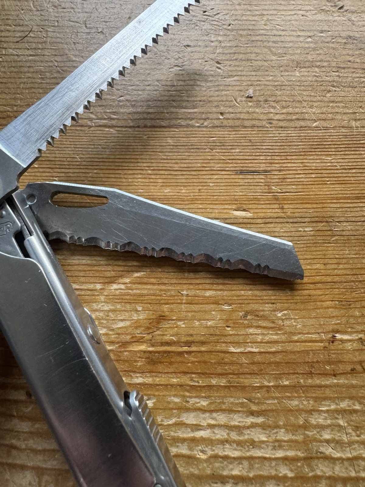 Leatherman + Wave Plus Multitool Stainless Steel – Broken Head Flat Screwdriver