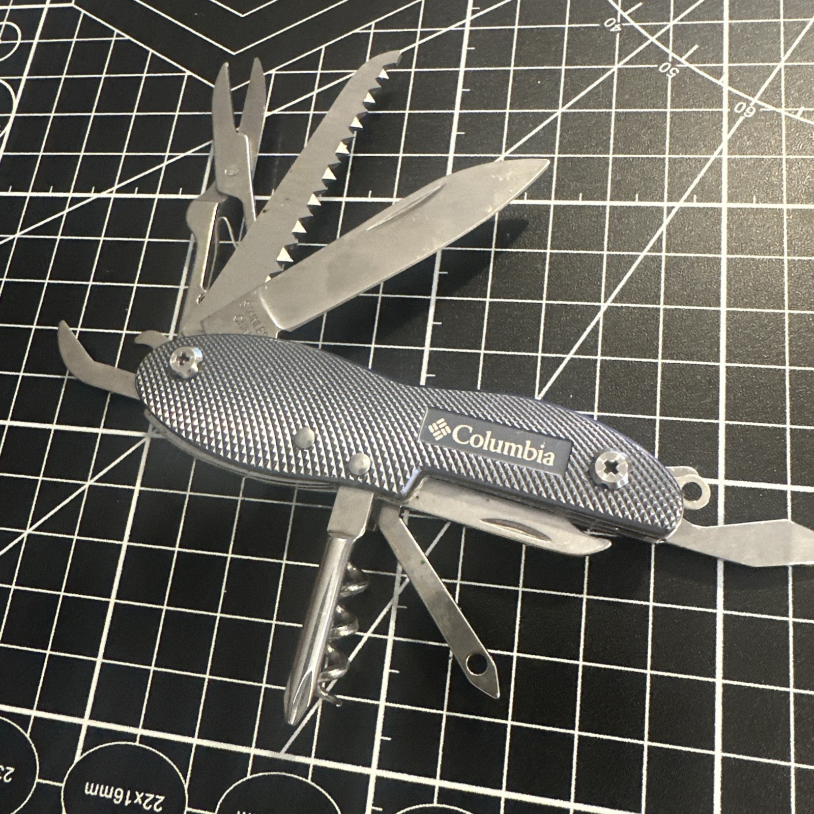 Columbia Multi Tool Gray & Silver 10 in 1 tool, Knife, Screwdriver, Corkscrew