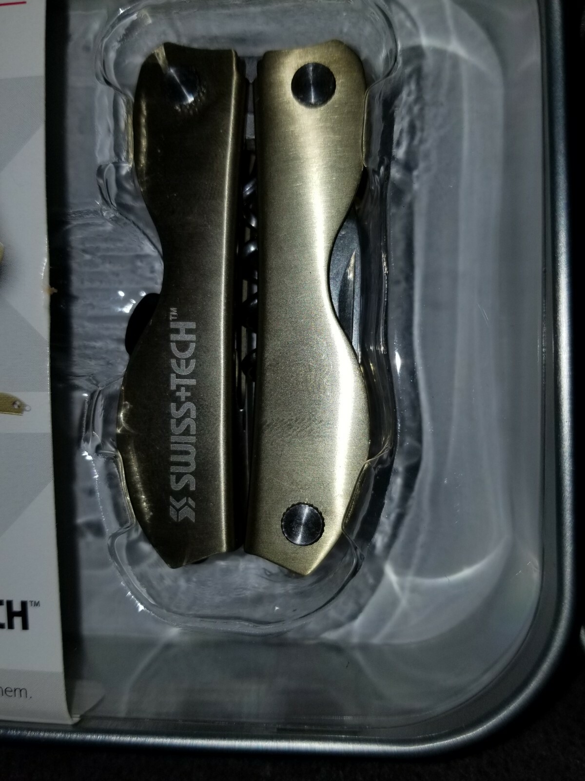 Swiss+Tech 8-in-1 Mini Multi-Tool. (C3)