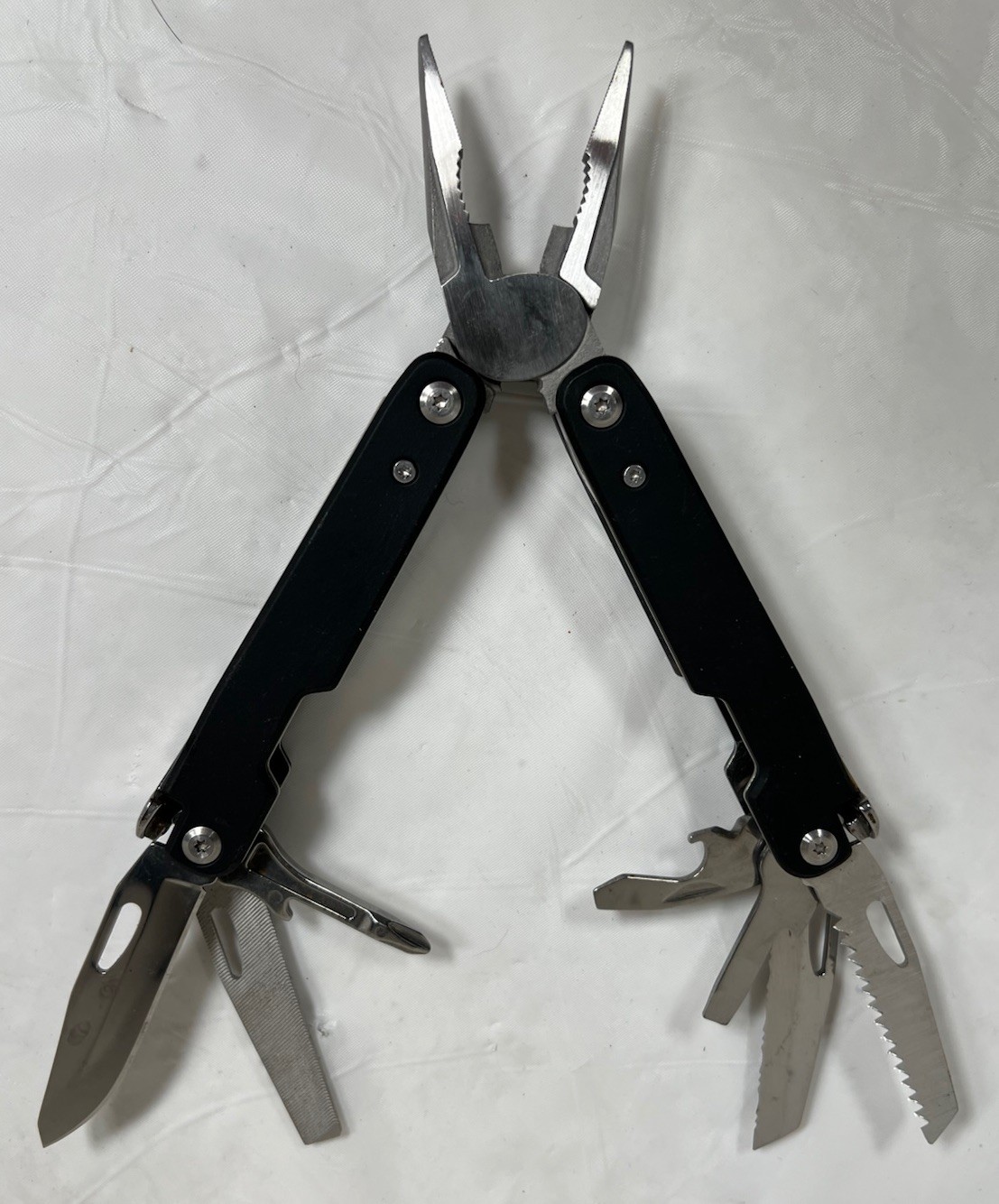 MOSSY Oak Multi-tool Pliers Pocket Knife Camping Tool Hiking Gear.