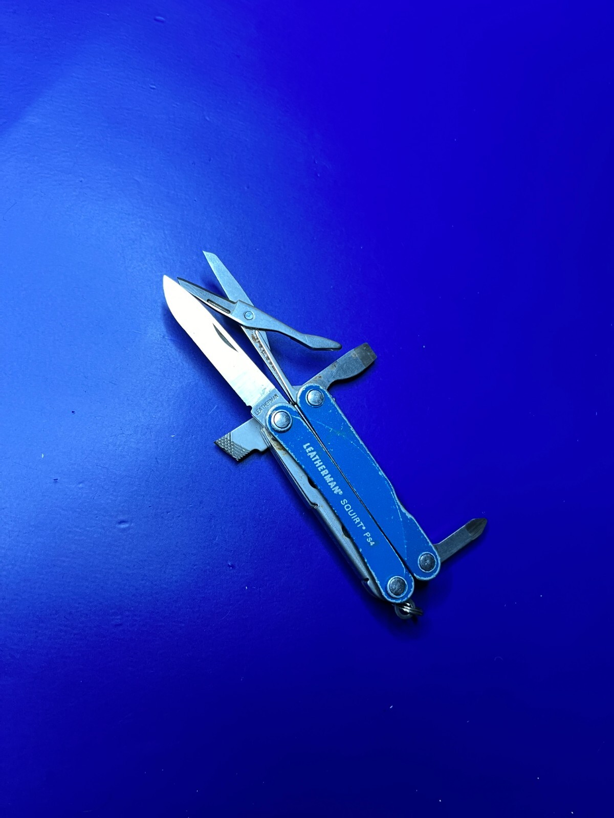 Leatherman Squirt PS4 Multi Tool, Knife, Pliers – Blue