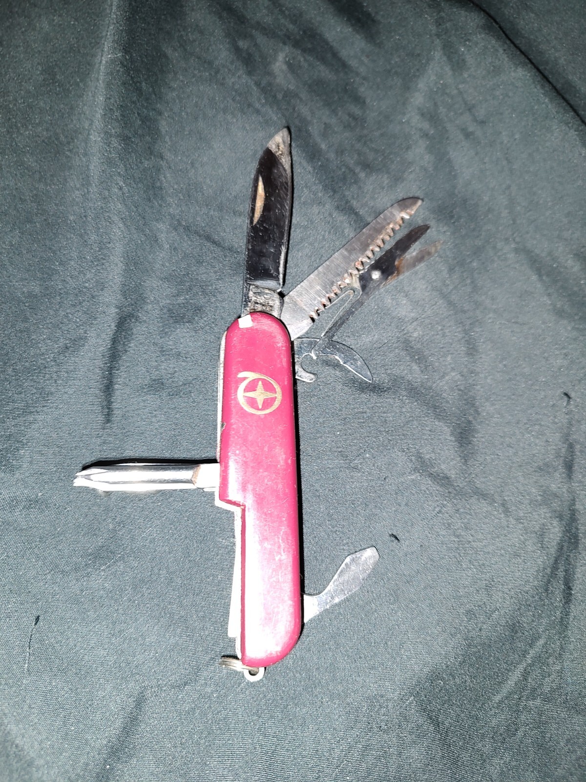 multi tool knife Scissors Saw T Pick Tweezers China.