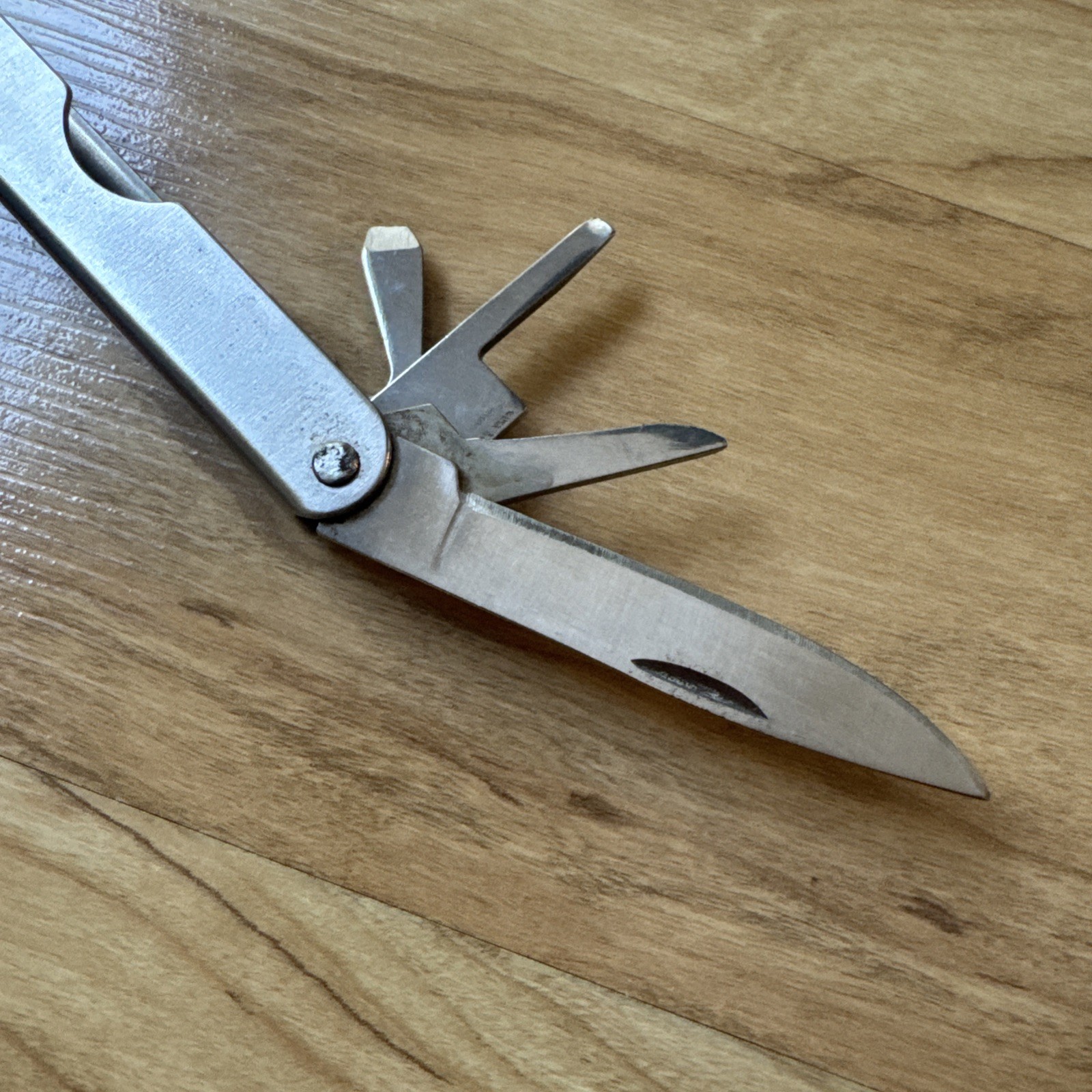 OKUMA FOLDING MULTI-TOOL STAINLESS STEEL POCKET WRENCH BLADE PLYERS RULER FILE