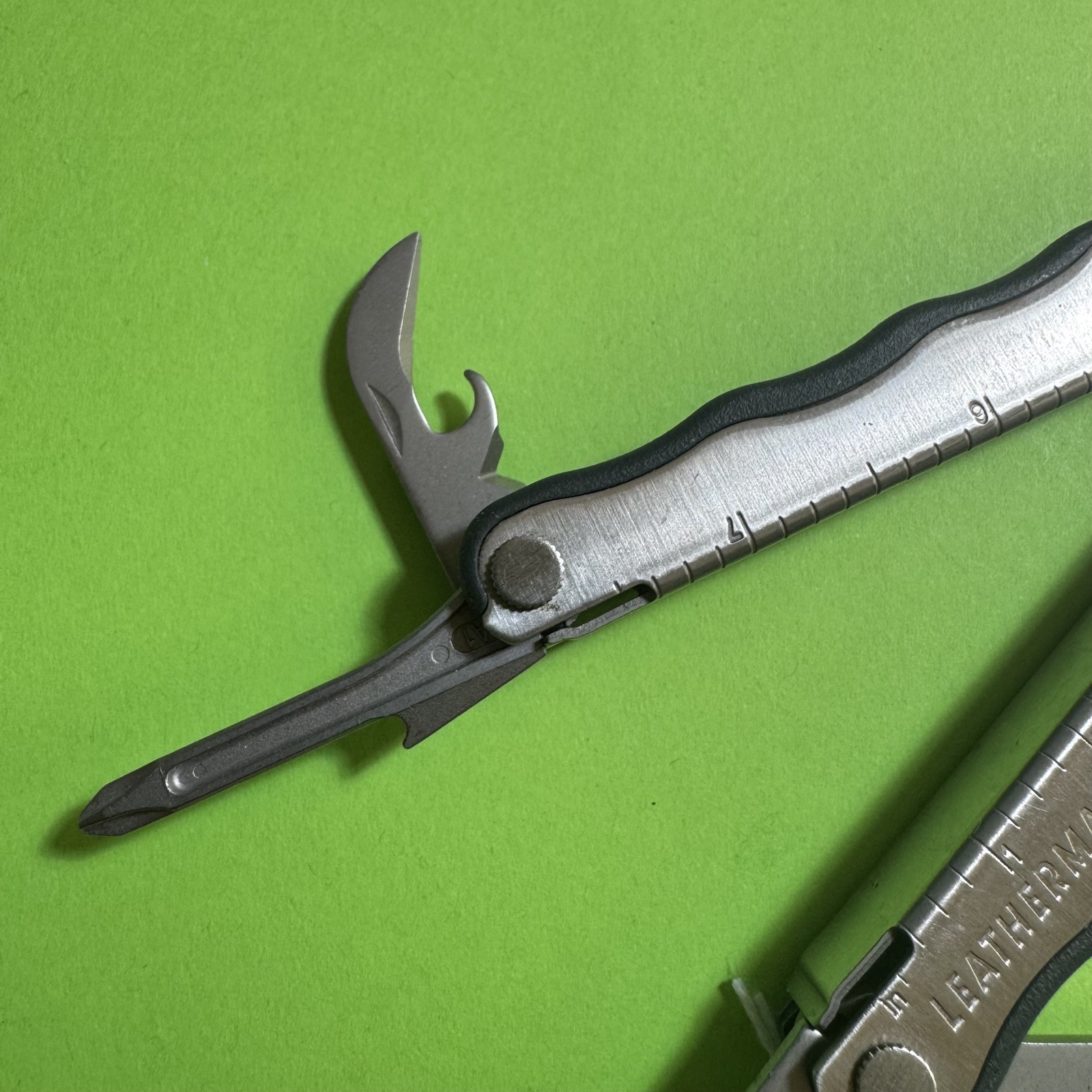 Leatherman Kick Plier Multi-Tool Multifunction Pocket Knife Stainless EDC #704