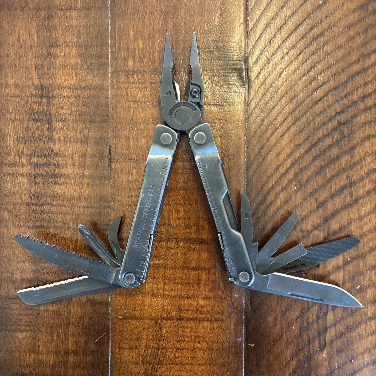Leatherman Rebar Multi-Tool – Black Oxide – Nice!