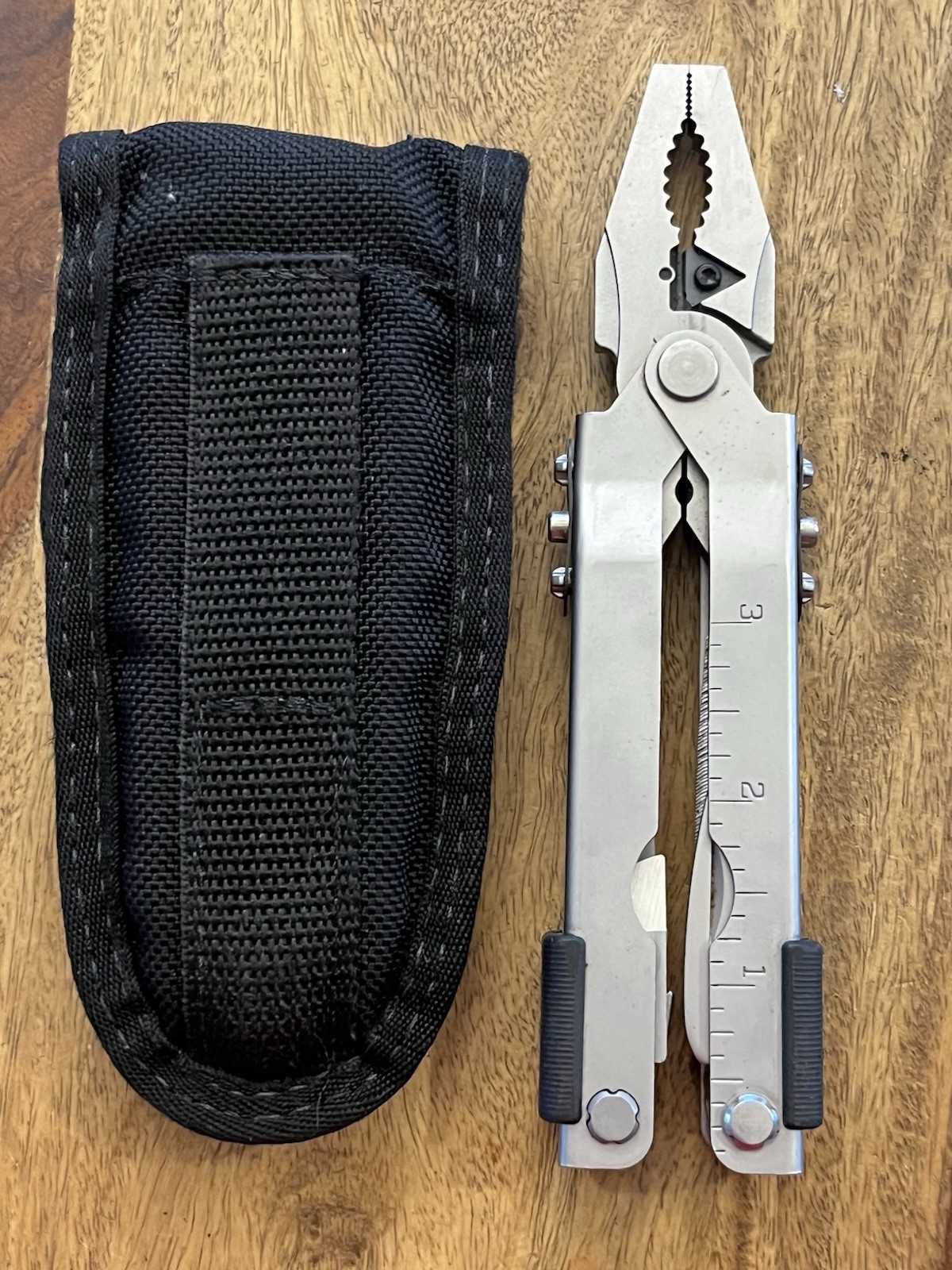 USA Gerber MP600 Blunt Nose Multitool w/Molle Sheath SUPER NICE TSA Confiscated
