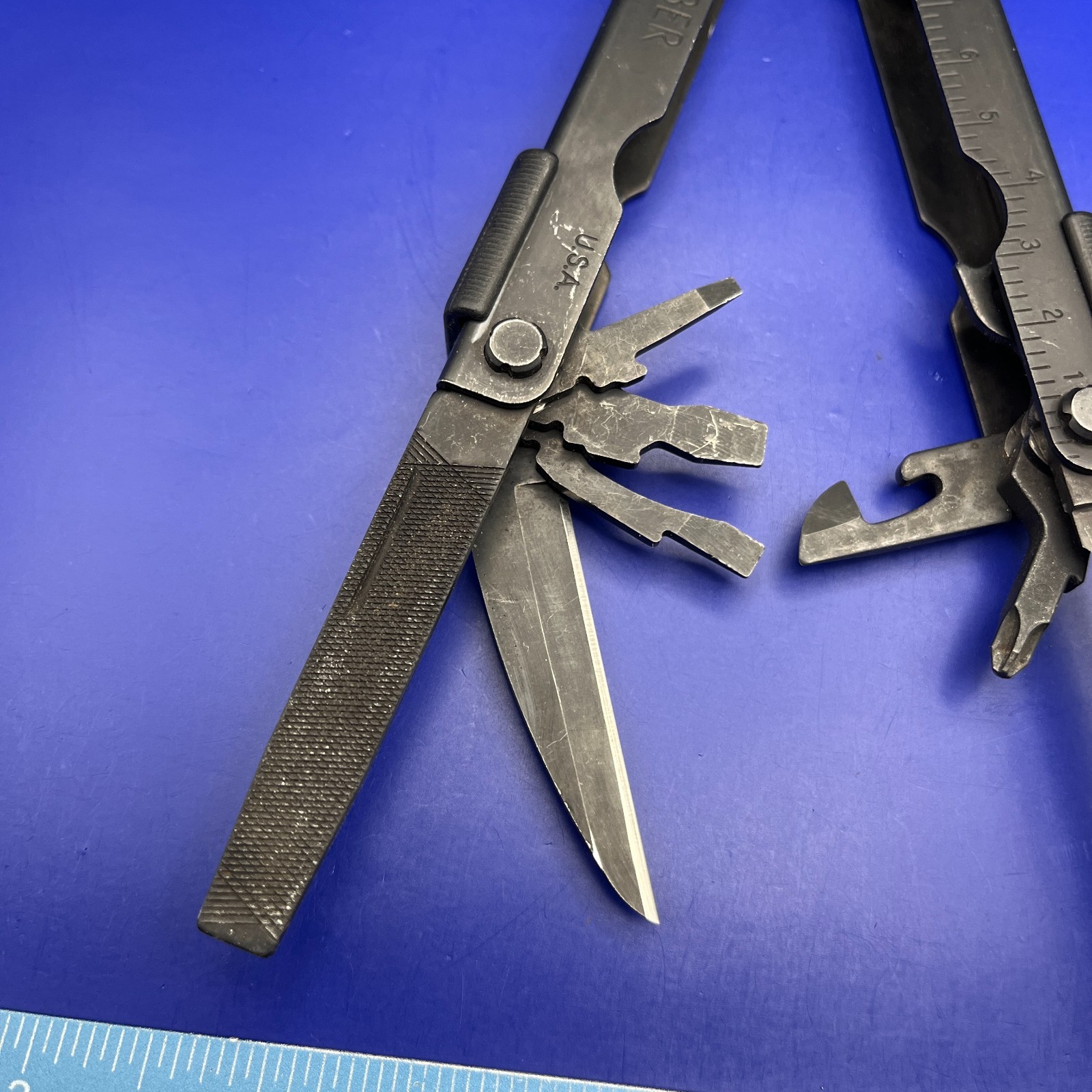 Gerber MP600 Black Oxide Multi-Tool Blunt Nose Pliers Carbide Cutters