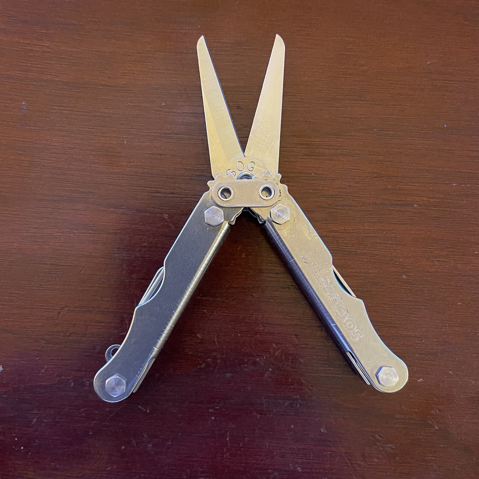 Limited Tweezer SOG Crosscut (Original) scissor based multitool, hunt, fish, EDC