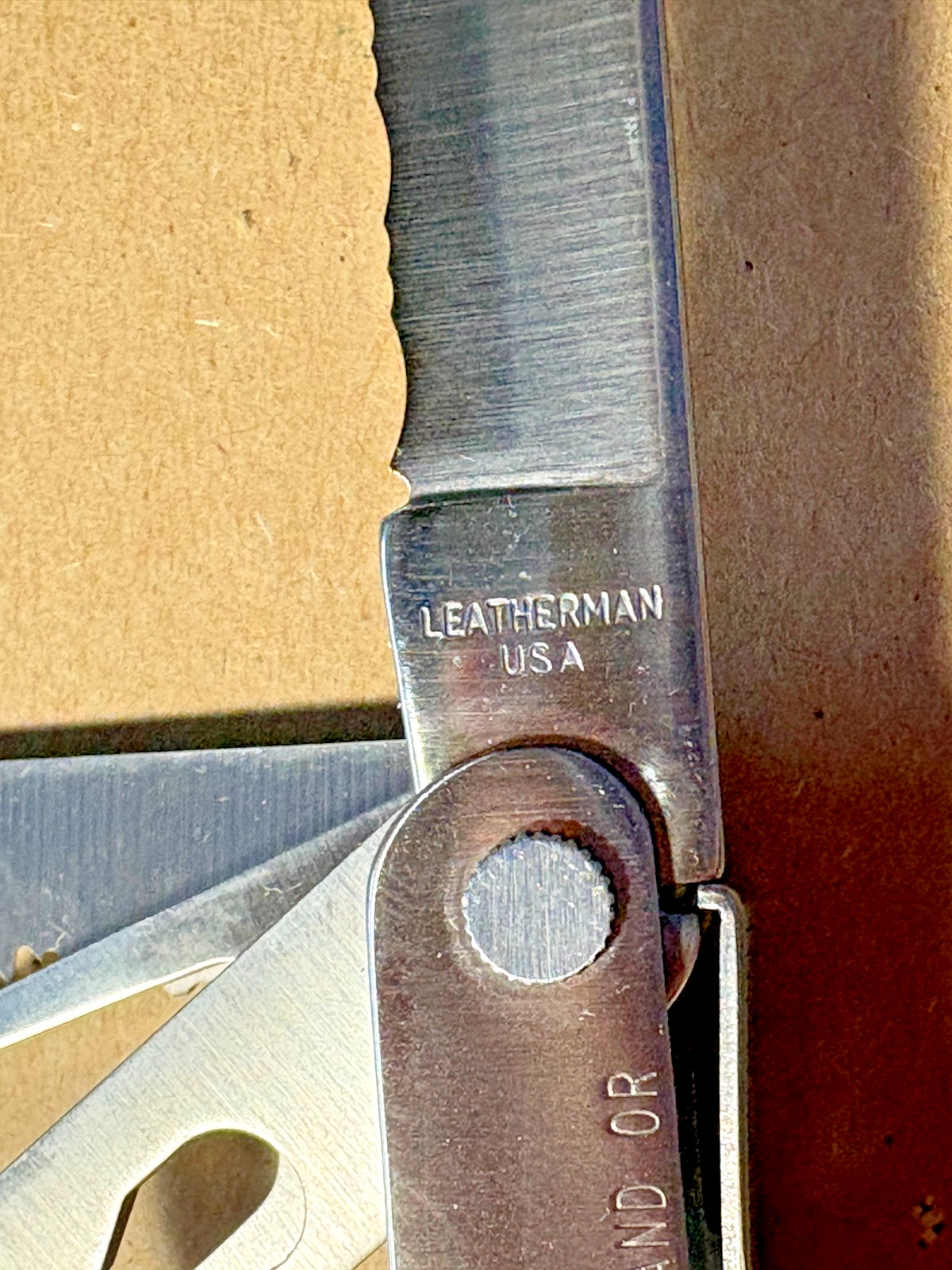 Vintage Leatherman Super Tool 08/99 w/Leather Sheath