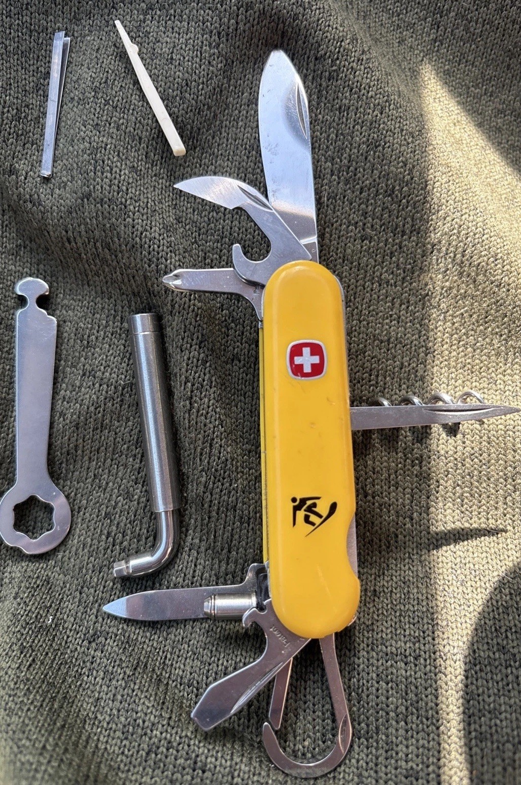 Wenger Swiss Rider Shredder 85mm Swiss Army Knife Snowboarding Tool, Rare!