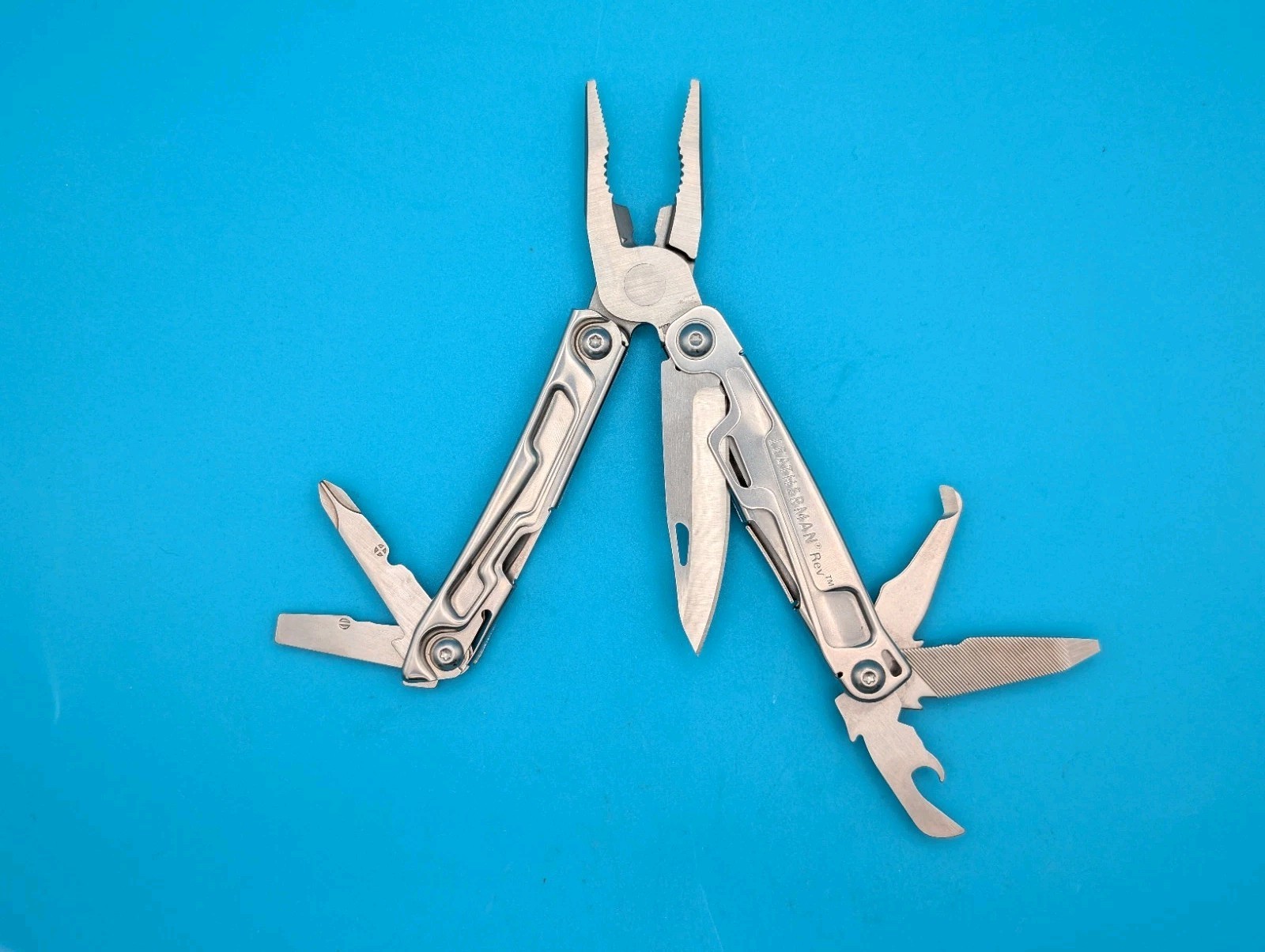 Leatherman Rev 3.8″ Multi-Tool, Stainless!