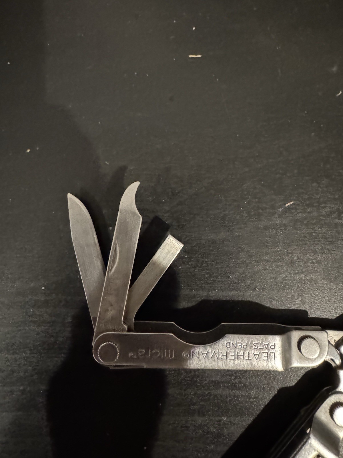 Leatherman Micra Silver Stainless Multi-Tool 10-in-1 Straight Edge 2″ Key Ring