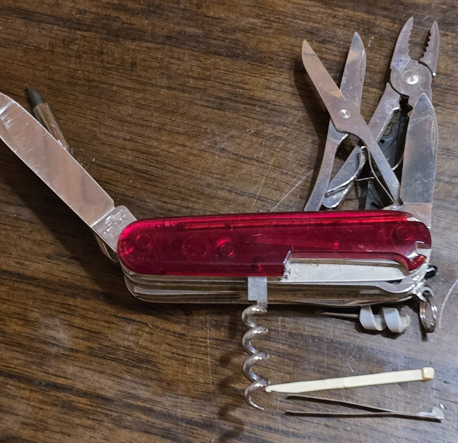 9″ Victorinox CyberTool Lite Ruby Red Swiss Army Knife 91mm 24 Tool Rare Used